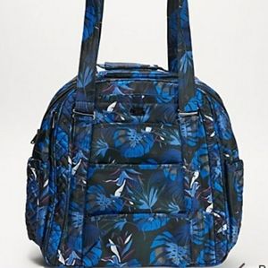 LUG NWT SPROUT BOTANICAL BLACK